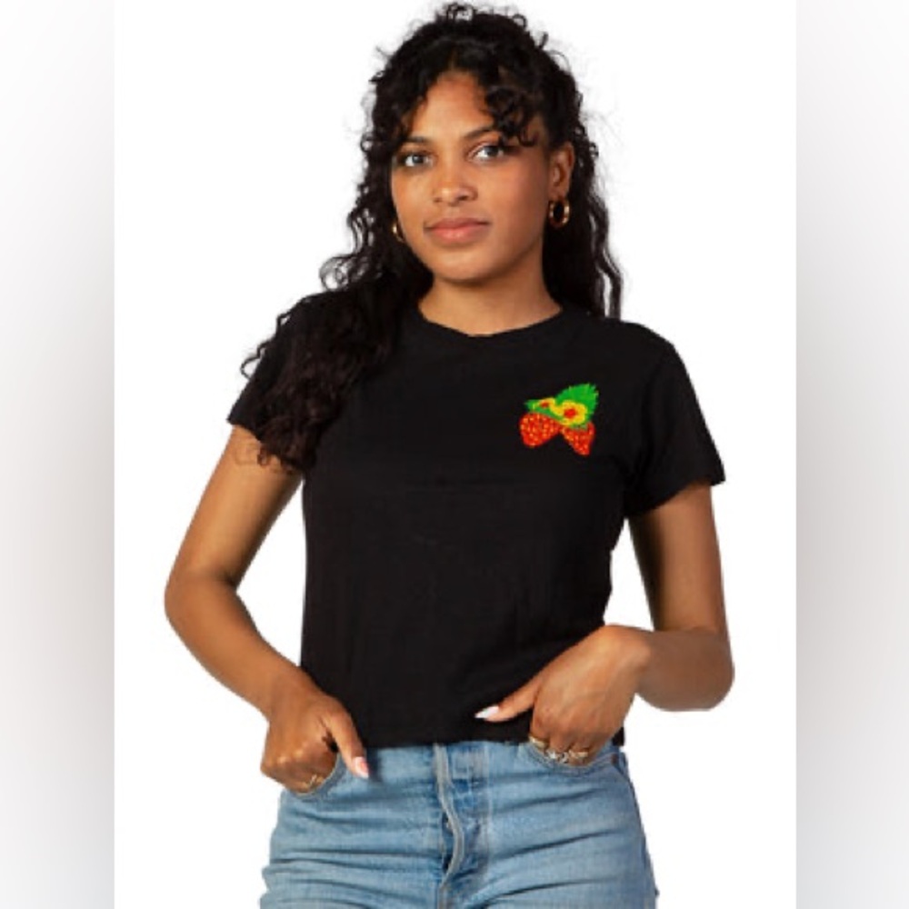 Patch Ya Later Strawberry Women's Tee Black size M